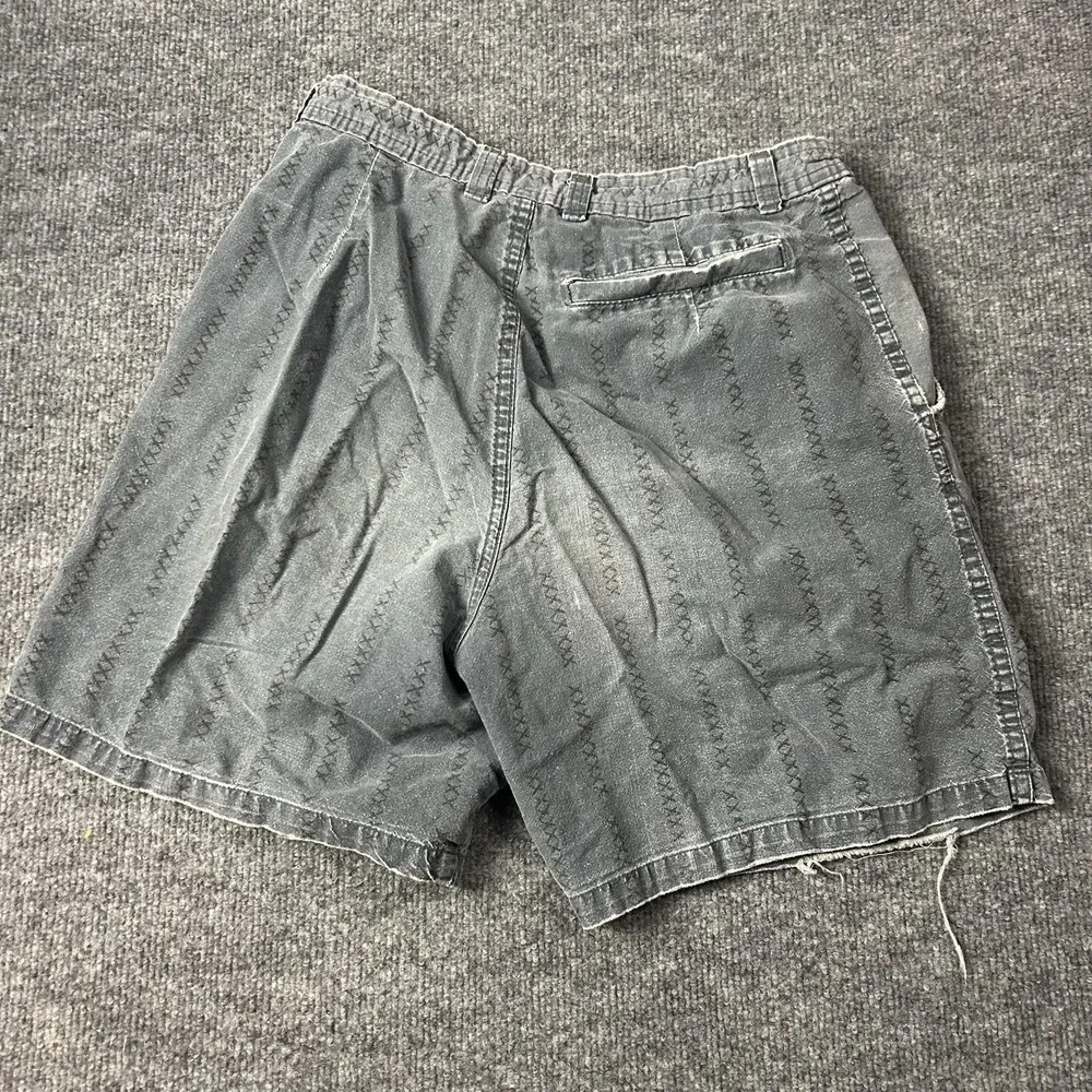 Vintage Quiksilver Chino Shorts Mens 36 Gray Denim Elastic Waist USA 90s